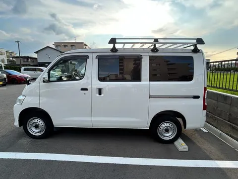 Toyota TownAce Van