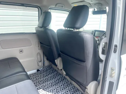 Nissan Clipper Rio