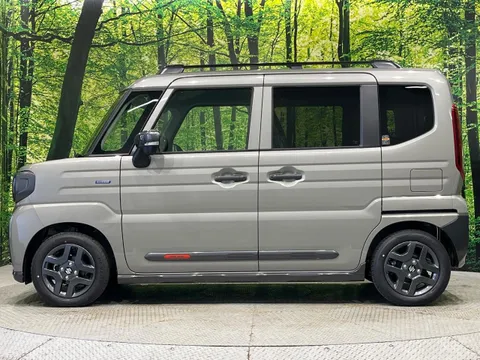 Suzuki Spacia Gear