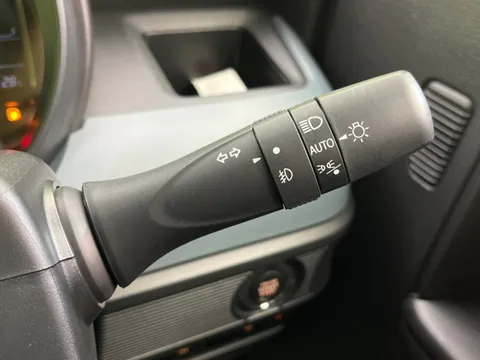 Suzuki Spacia Base