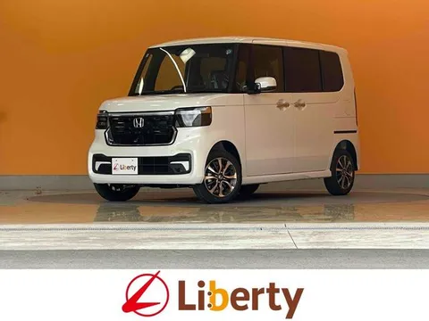 Honda N-BOX Custom