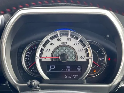 Suzuki Spacia Custom