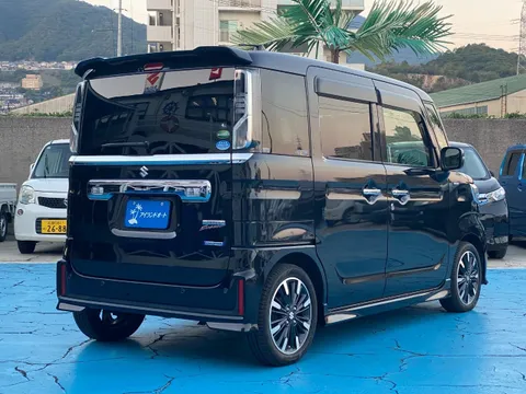 Suzuki Spacia Custom
