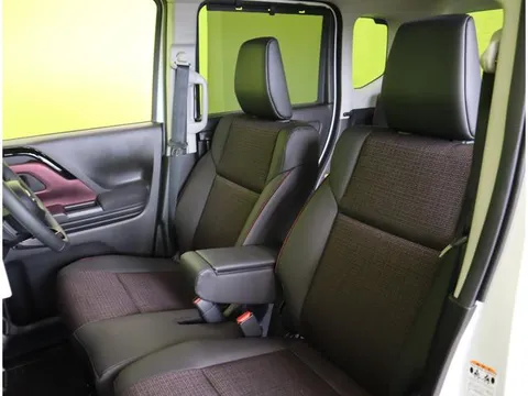 Suzuki Spacia Custom