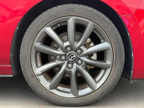 Mazda MAZDA3 Fastback