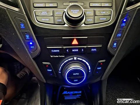 Hyundai Grand Santa Fe (Maxcruz)