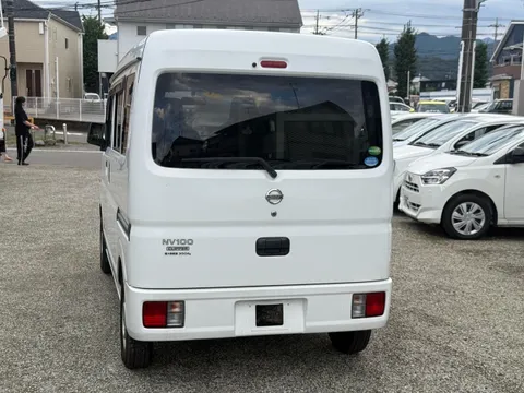 Nissan Clipper