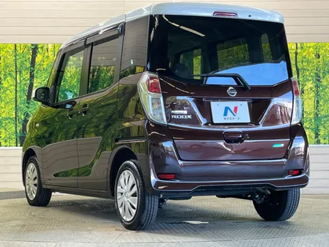 Nissan Dayz Roox