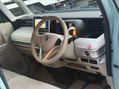 Suzuki Spacia
