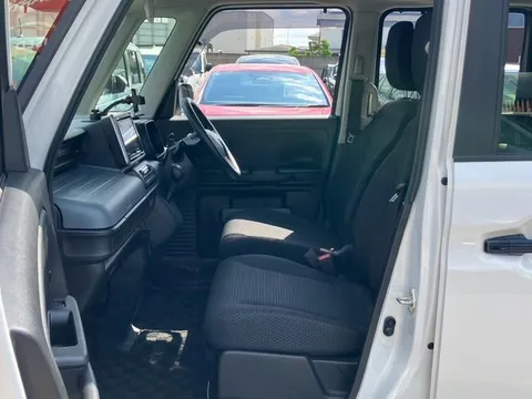 Suzuki Spacia Base