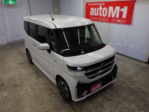 Suzuki Spacia Custom
