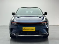 Lynk & Co 06