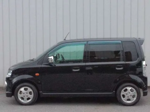 Nissan Otti