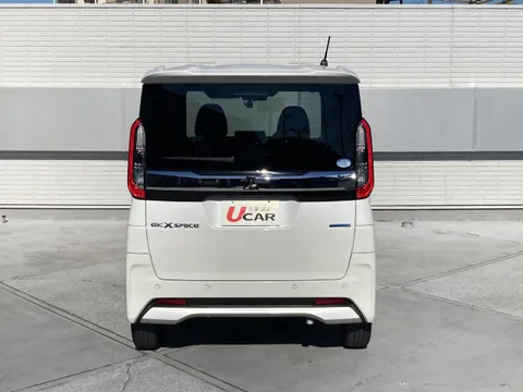 Mitsubishi eK X Space