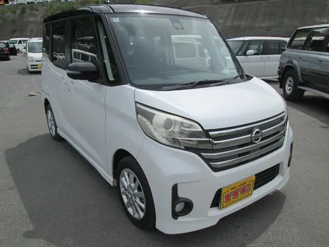 Nissan Dayz Roox