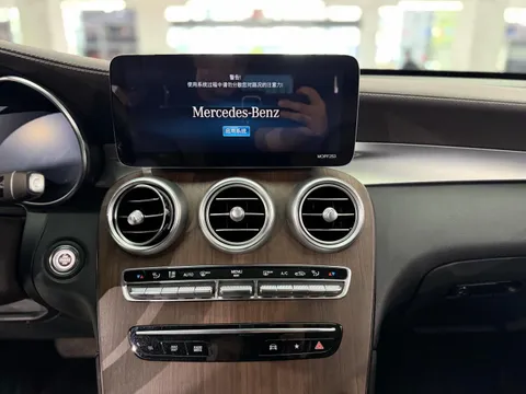 Mercedes-Benz Mercedes-Benz GLC