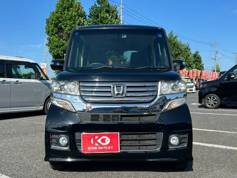 Honda N-BOX Custom