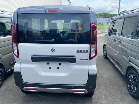 Suzuki Spacia Gear