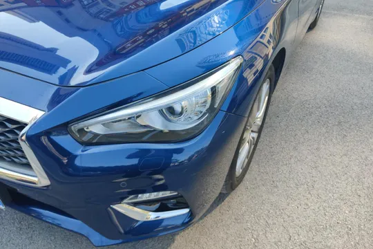 Infiniti Q50L