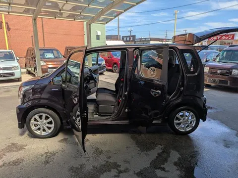 Suzuki Wagon R Stingray