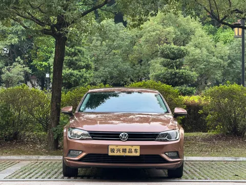 Volkswagen Lamando