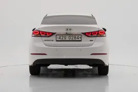 Hyundai Elantra (Avante)
