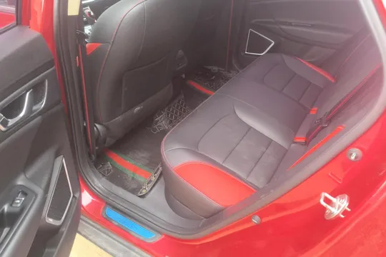 Geely Emgrand GS
