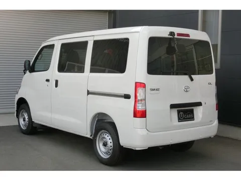 Toyota TownAce Van
