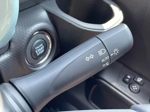 Mazda Flair Crossover