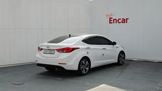 Hyundai Elantra (Avante)