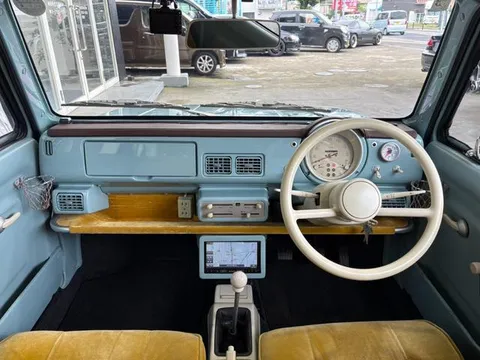 Nissan Pao