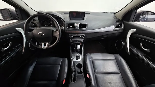 Renault SM3