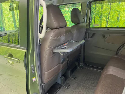 Mitsubishi eK X Space