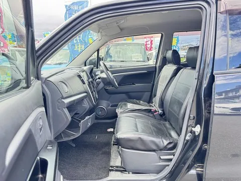 Suzuki Wagon R Stingray