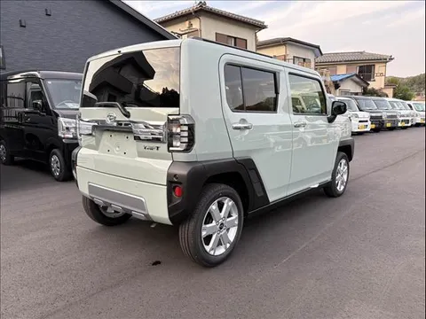 Daihatsu Taft
