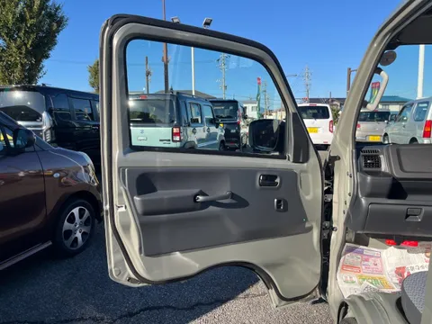 Nissan Clipper Truck