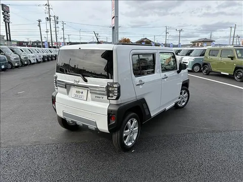 Daihatsu Taft