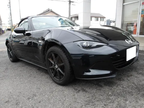 Mazda MX-5 (Roadster)