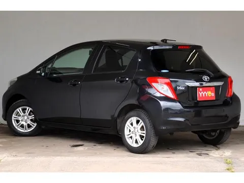 Toyota Yaris (Vitz)