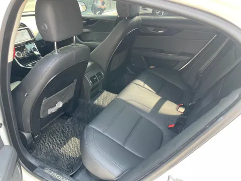 Jaguar XEL