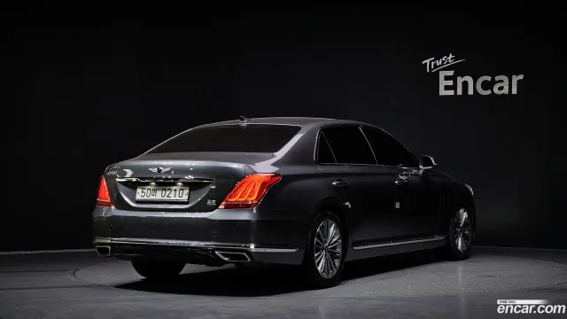Genesis G90 (EQ900)