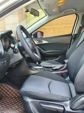 Mazda Mazda 3