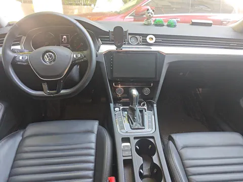Volkswagen Magotan