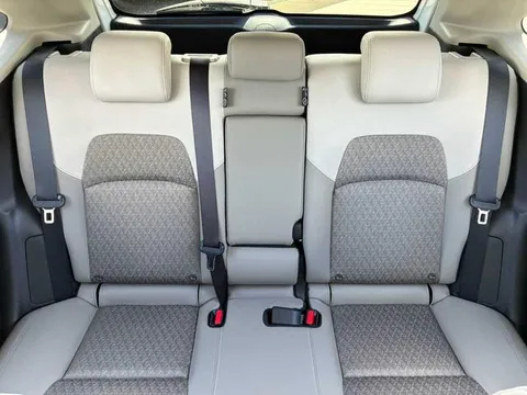 Nissan Note Aura