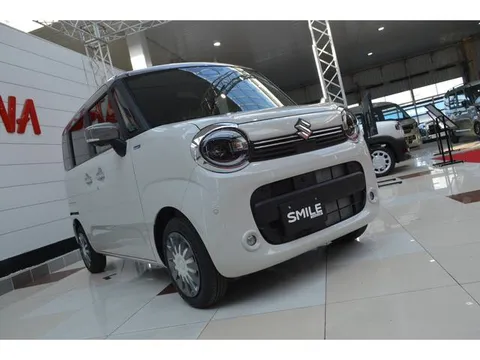 Suzuki Wagon R Smile