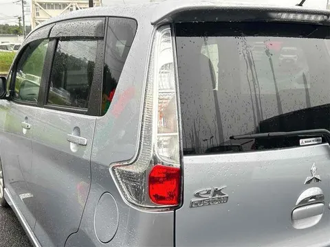 Mitsubishi eK Custom