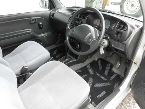 Daihatsu Mira