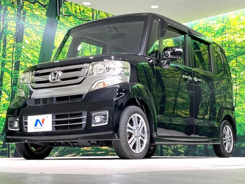 Honda N-BOX Custom