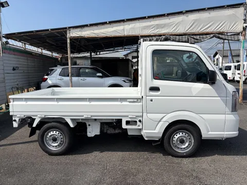 Mazda Scrum Truck