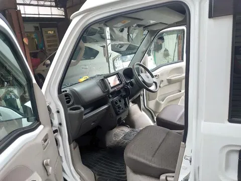 Nissan Clipper